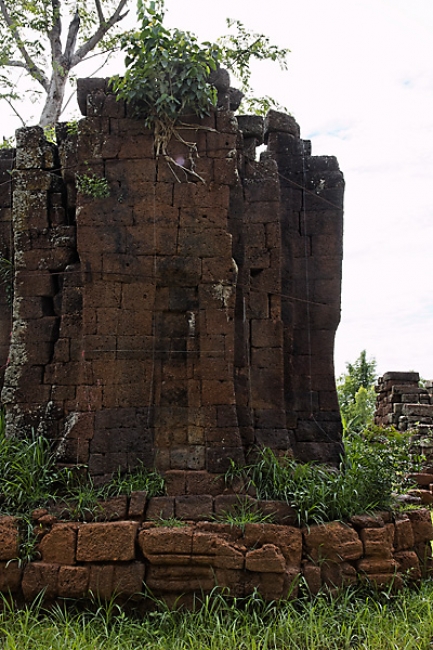 41-Prasat Khorn Buri-013